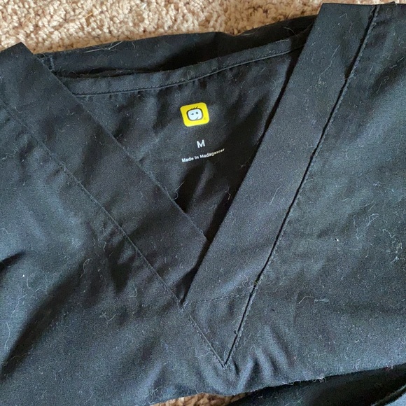 Scrub set - Picture 2 of 3